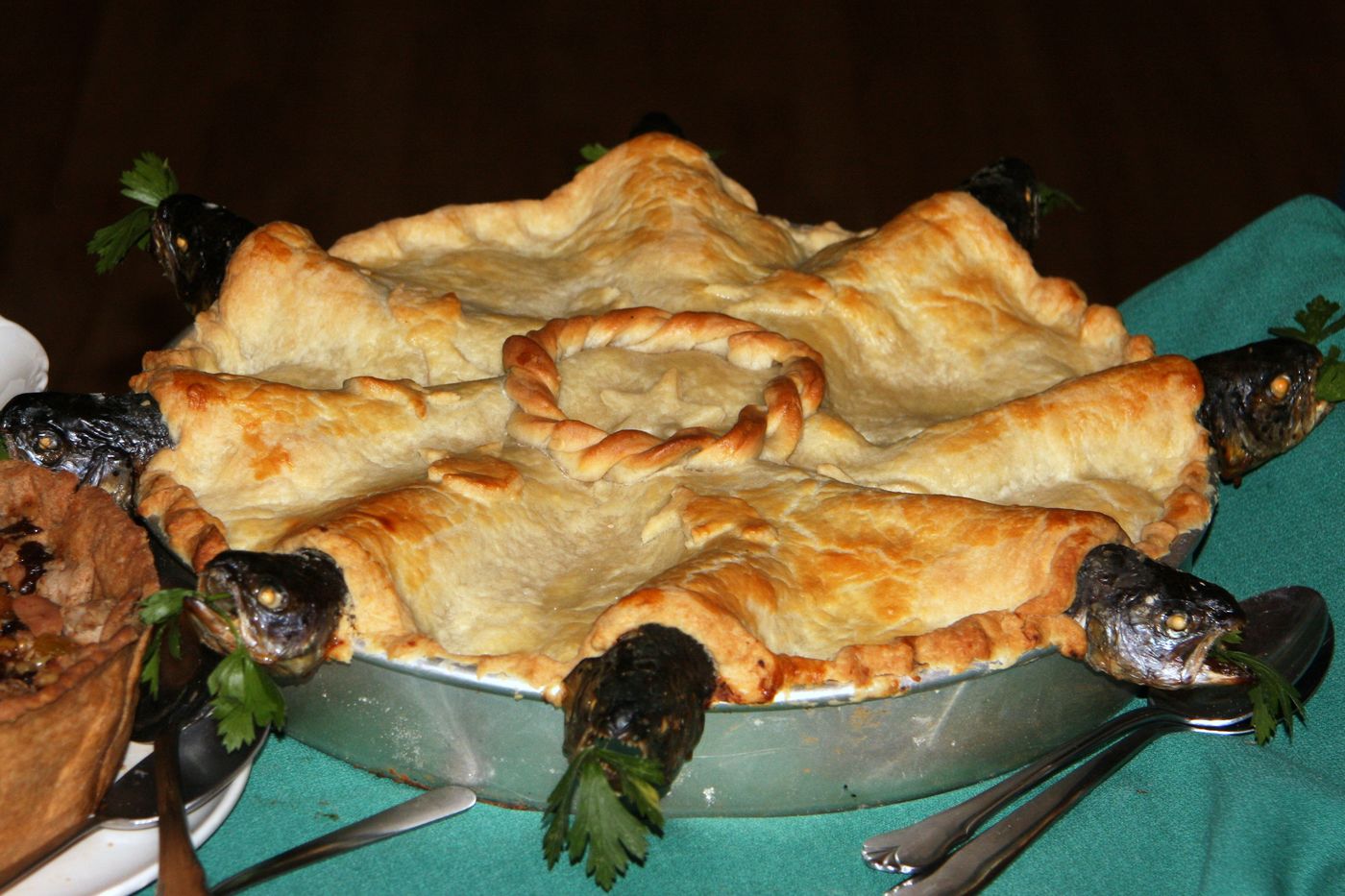 Star-gazy pie