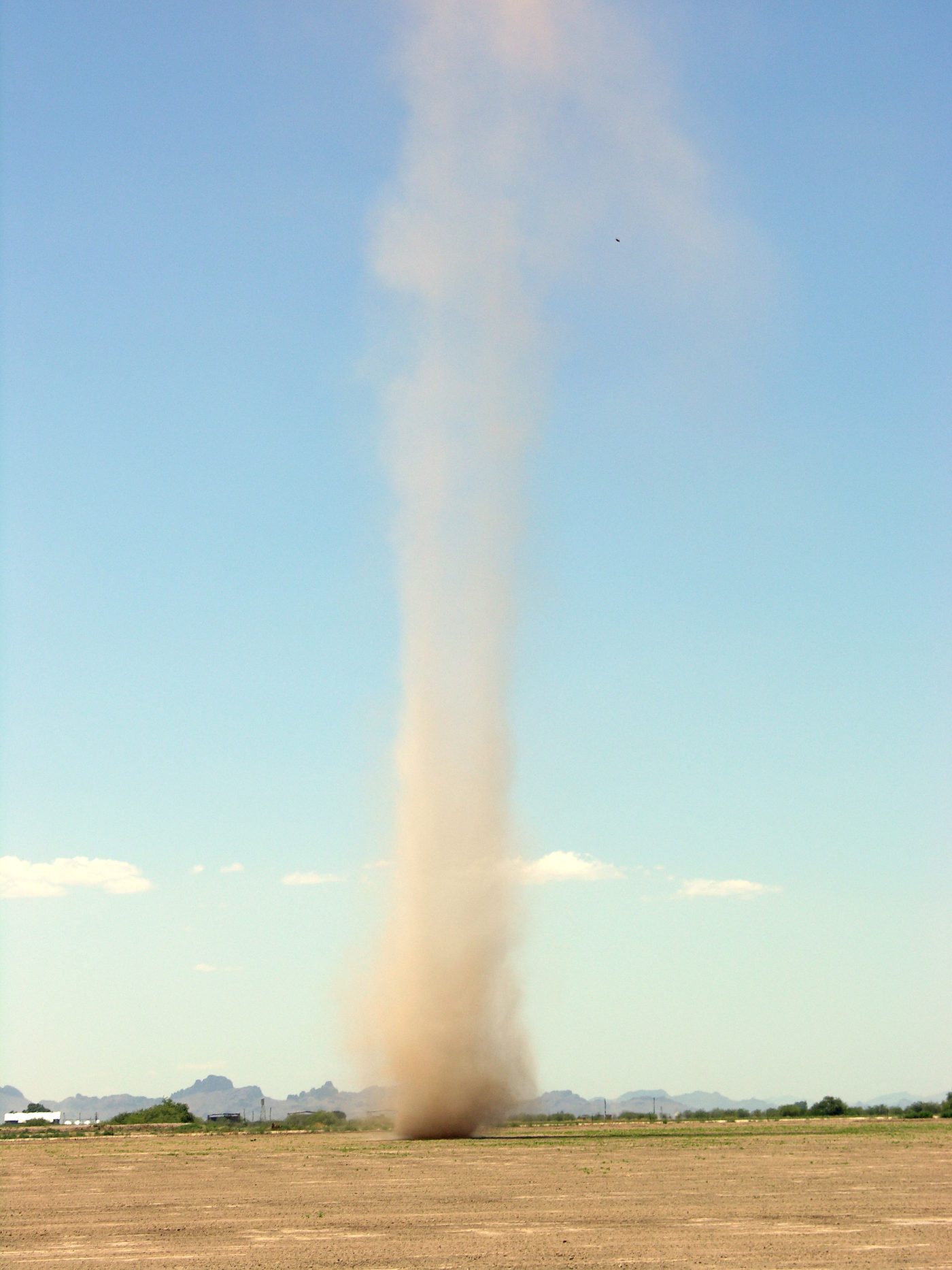 Dust Devil — Weather & Storms natural phenomenon