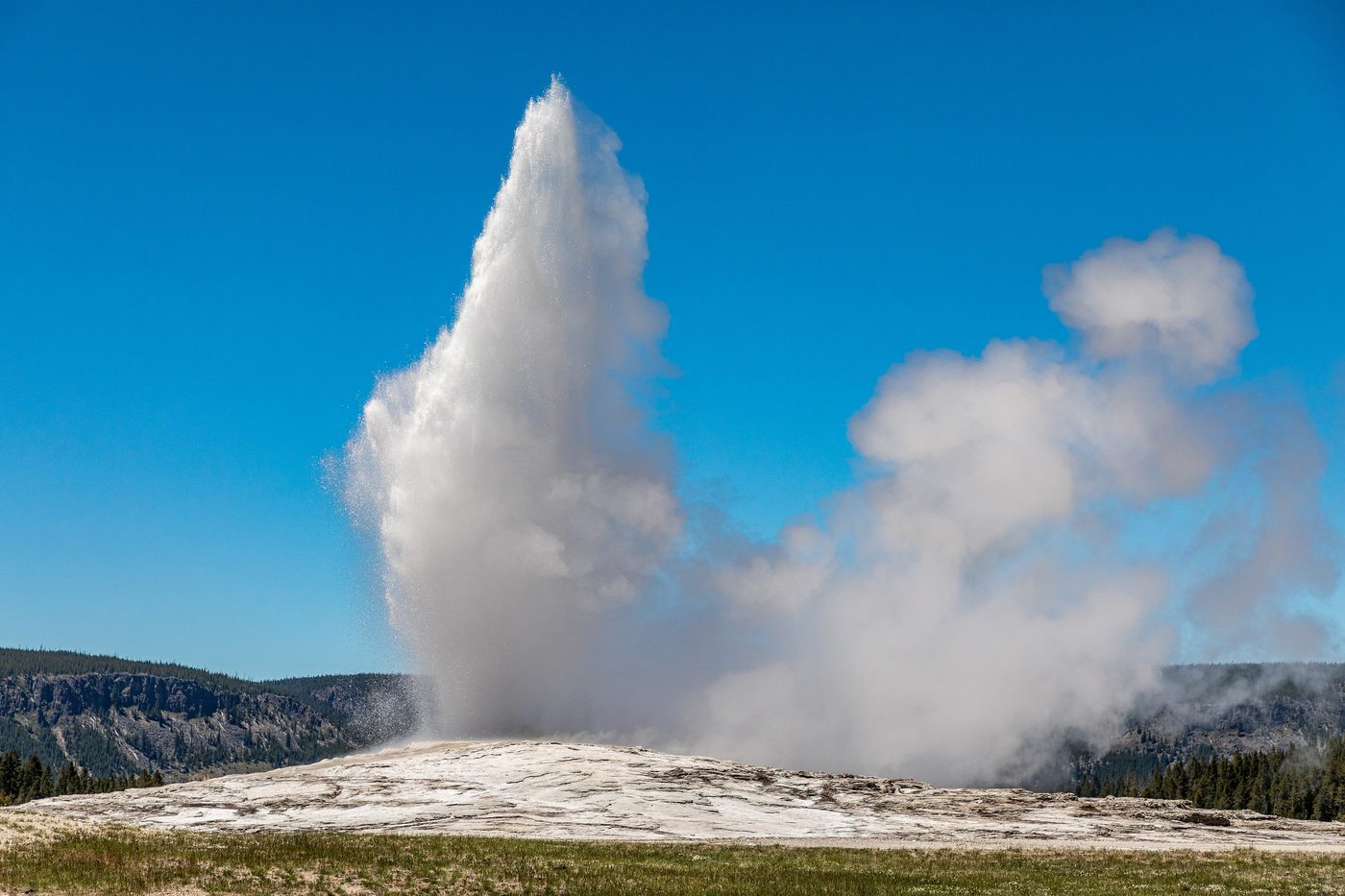 Geyser — Water & Ocean natural phenomenon