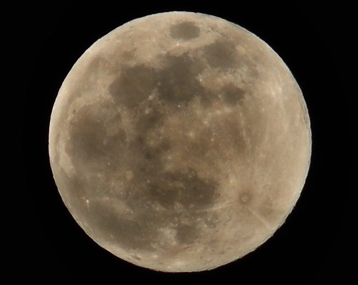 Supermoon — Celestial & Night Sky natural phenomenon
