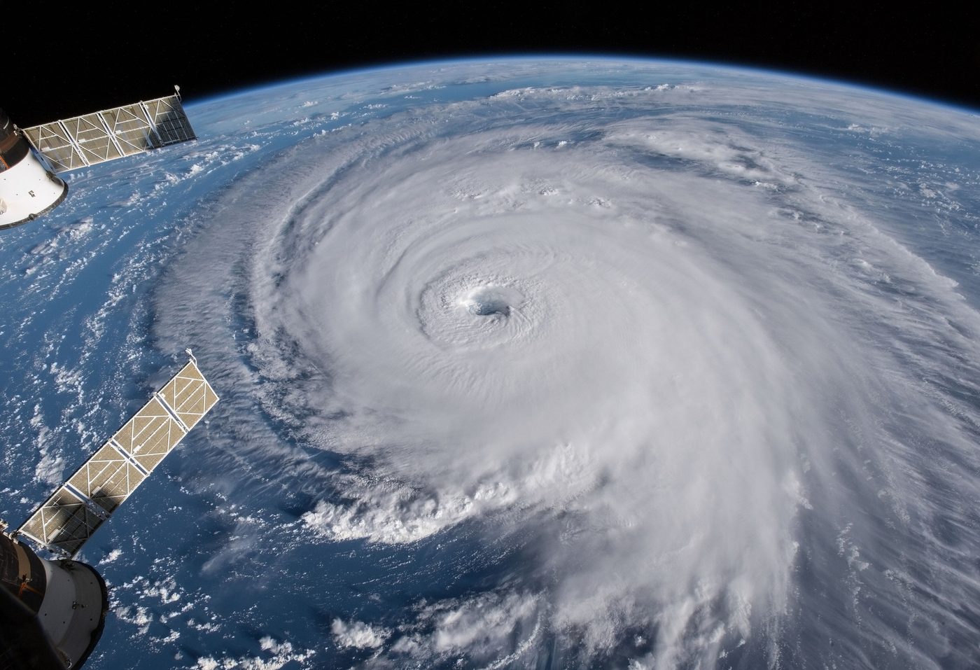 Tropical Cyclone — Weather & Storms natural phenomenon