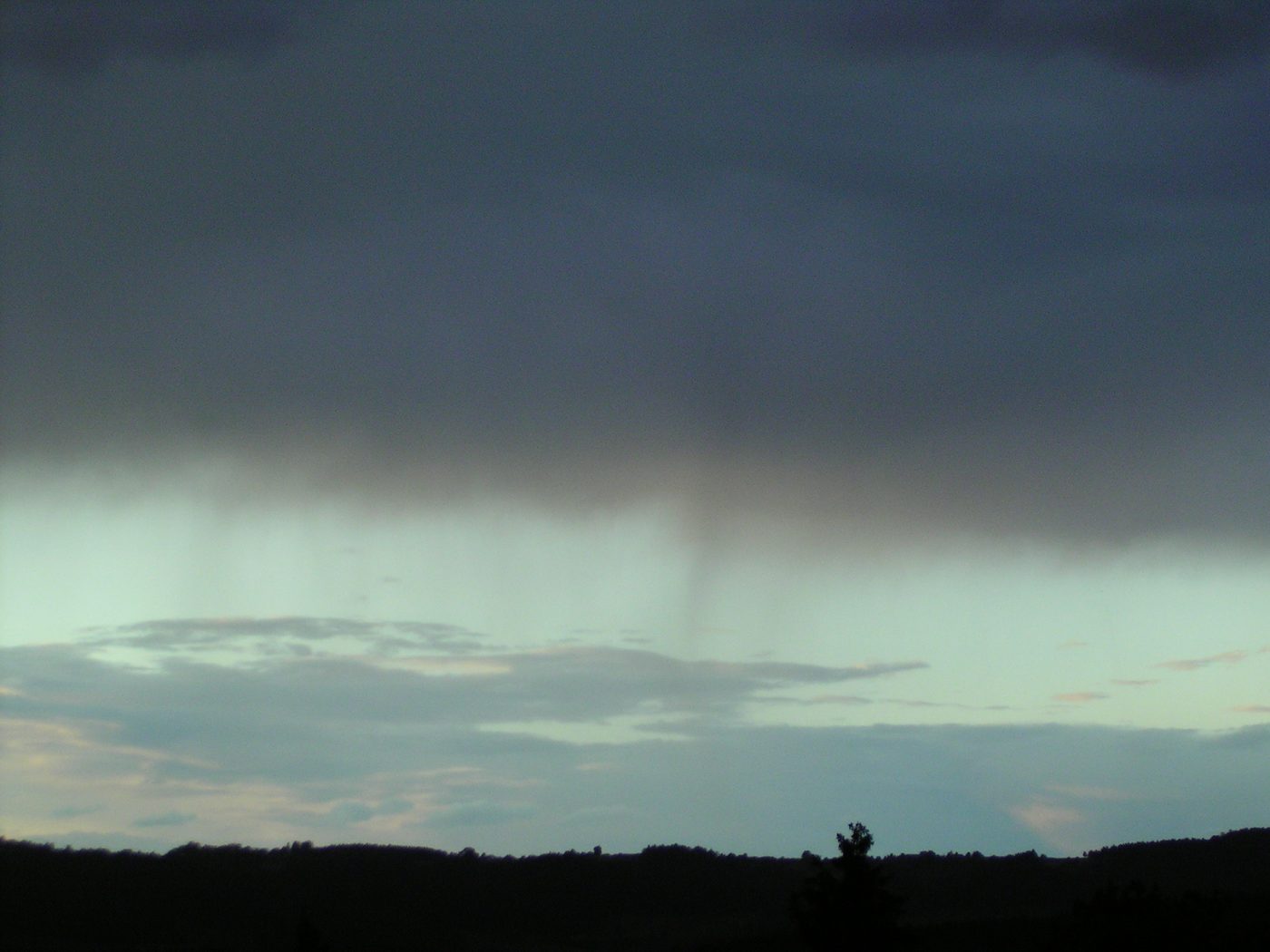 Virga — Weather & Storms natural phenomenon