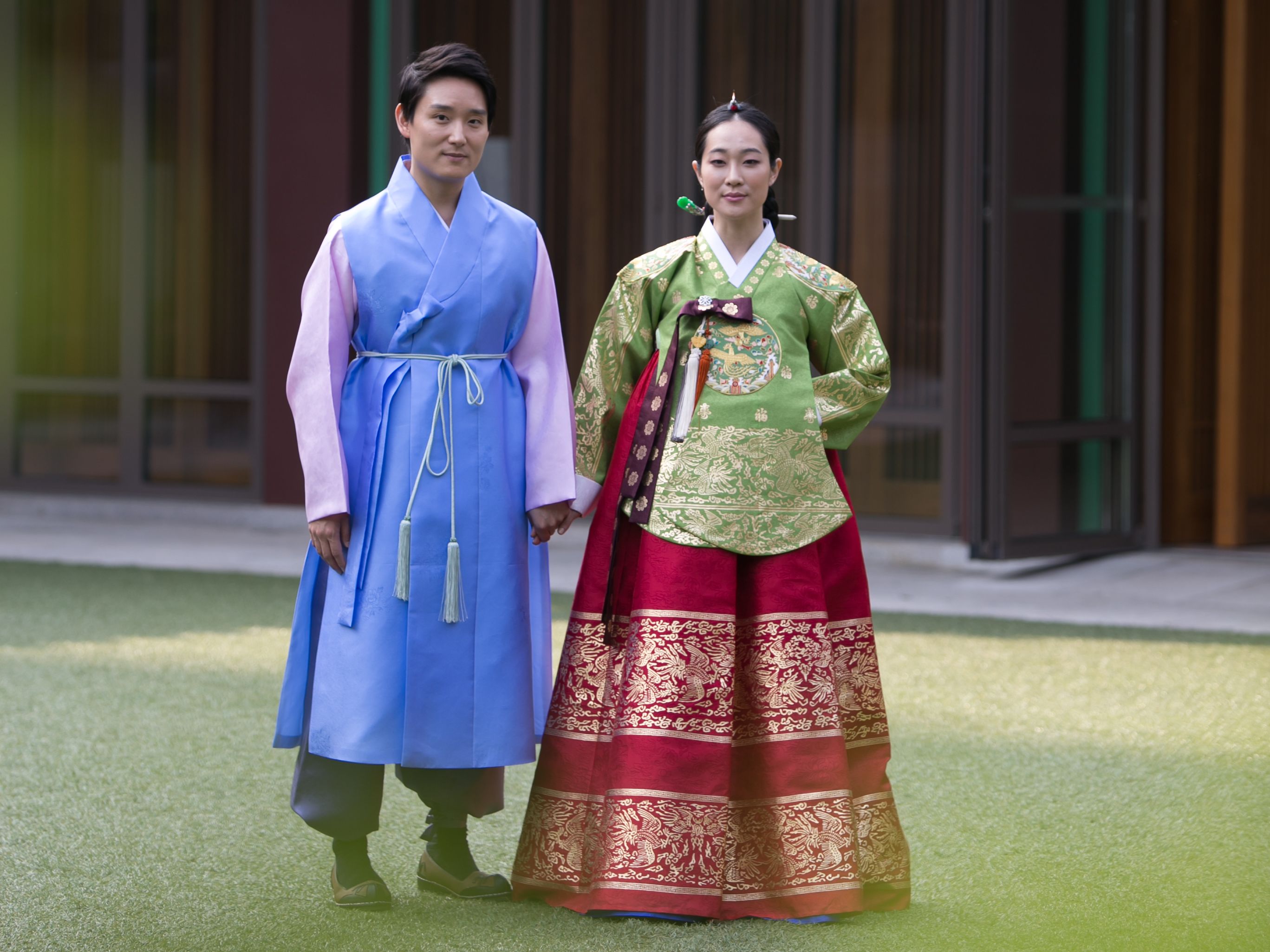 Local people in the traditional dress of South Korea